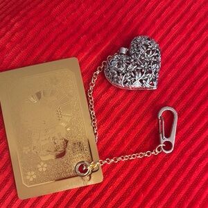 Hello Kitty Gold Playing Card 10 of ❤️s with filigree silver heart bag charm